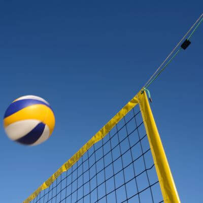 attività della pallavolo svolta ai centri estivi a creazzo 2024 organizzati dal circolo tennis creazzo di vicenza